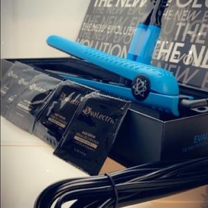 New Evalectric classic Hair Straightener blue.